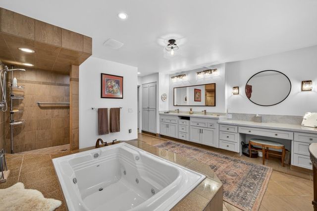 3930 Main St, Fair Oaks, CA 95628