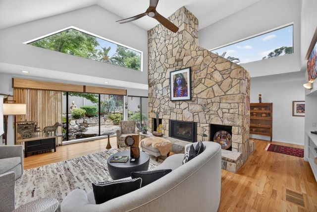 3930 Main St, Fair Oaks, CA 95628
