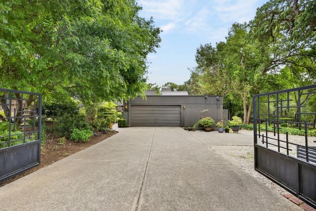 3930 Main St, Fair Oaks, CA 95628