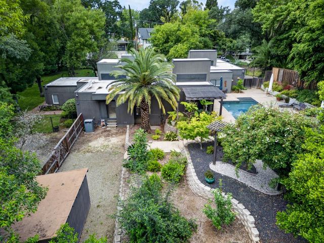 3930 Main St, Fair Oaks, CA 95628