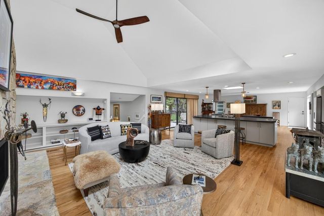 3930 Main St, Fair Oaks, CA 95628