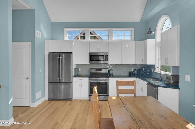 170 W Beach Way, Lavallette, NJ 08735