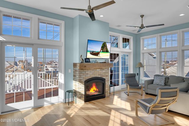 170 W Beach Way, Lavallette, NJ 08735