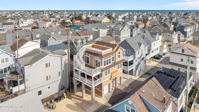 170 W Beach Way, Lavallette, NJ 08735