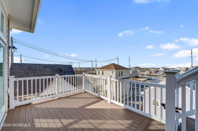 170 W Beach Way, Lavallette, NJ 08735