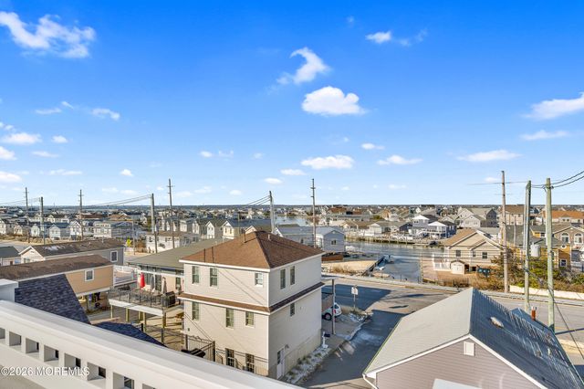 170 W Beach Way, Lavallette, NJ 08735