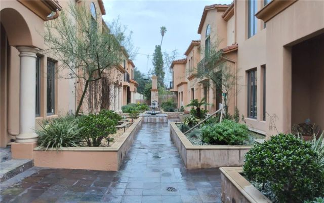 66 N Allen Avenue 3, Pasadena, CA 91106