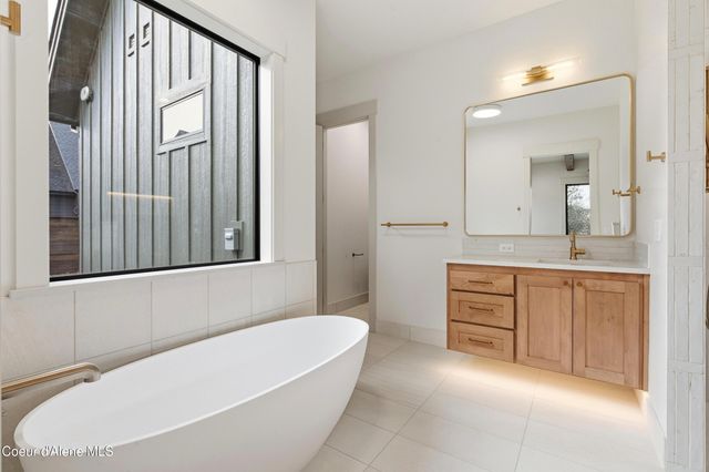 11036 N Armonia WAY, Hayden Lake, ID 83835