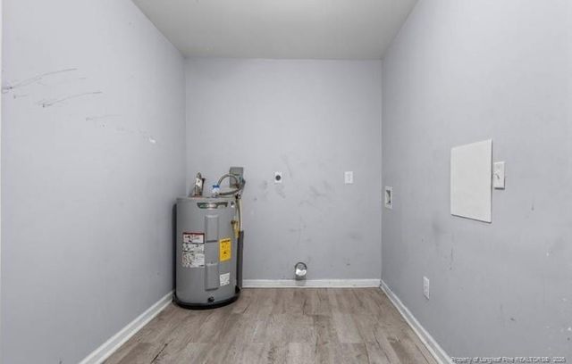 313, 315 S Racepath Street, Fayetteville, NC 28301
