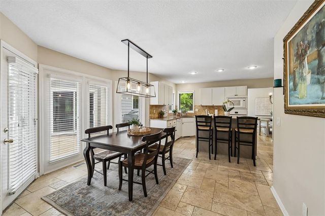 870 SE Walnut Ridge Drive, Waukee, IA 50263