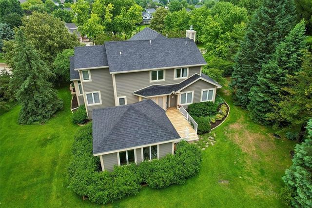 870 SE Walnut Ridge Drive, Waukee, IA 50263