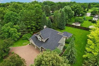 870 SE Walnut Ridge Drive, Waukee, IA 50263