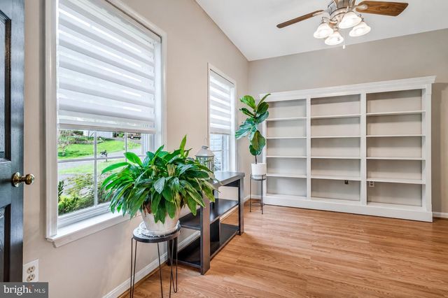 4220 WEEPING WILLOW LN, Huntingtown, MD 20639