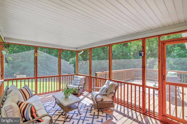 4220 WEEPING WILLOW LN, Huntingtown, MD 20639