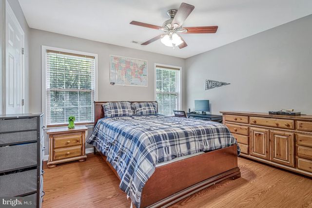 4220 WEEPING WILLOW LN, Huntingtown, MD 20639