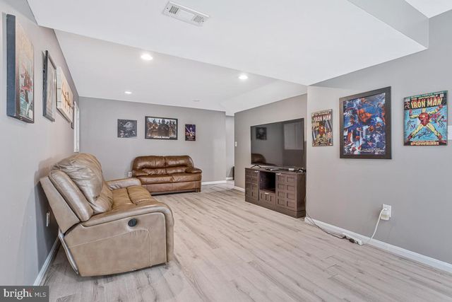 4220 WEEPING WILLOW LN, Huntingtown, MD 20639