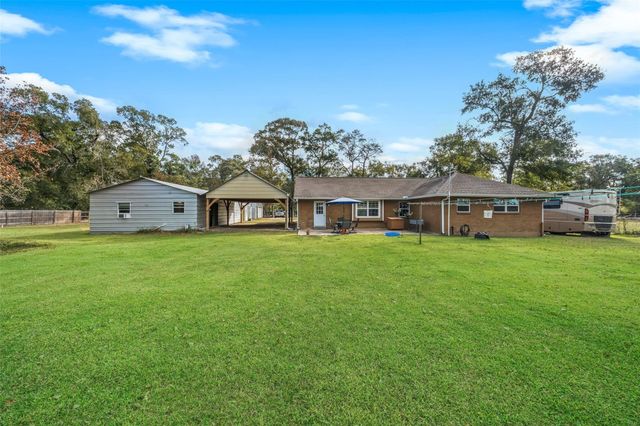 6742 Dusty Lane, Conroe, TX 77306