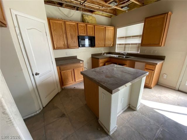 709 Claxton Avenue, North Las Vegas, NV 89084