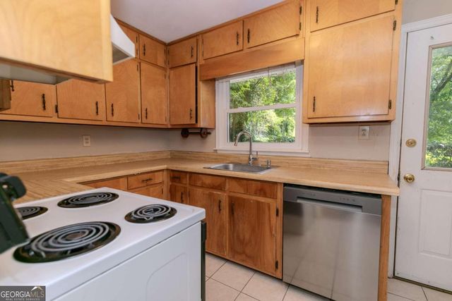 798 Larry Lane, Decatur, GA 30033