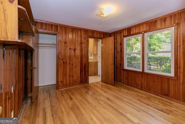798 Larry Lane, Decatur, GA 30033