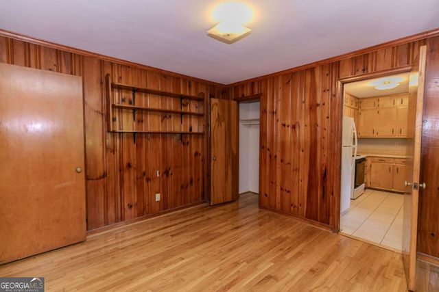 798 Larry Lane, Decatur, GA 30033