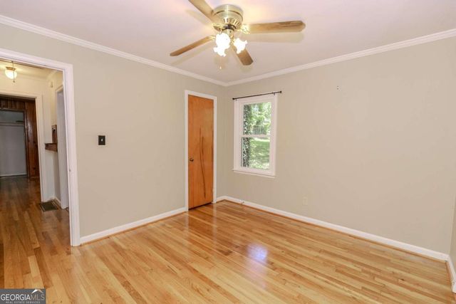 798 Larry Lane, Decatur, GA 30033