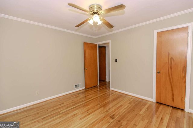 798 Larry Lane, Decatur, GA 30033