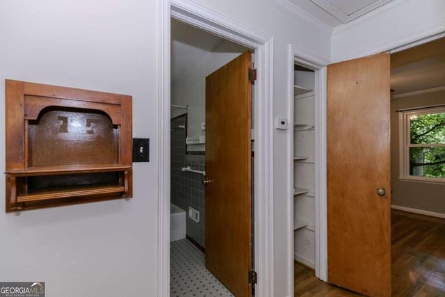 798 Larry Lane, Decatur, GA 30033