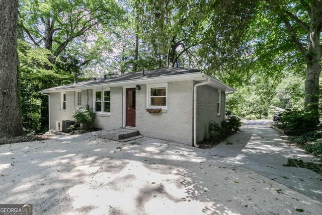 798 Larry Lane, Decatur, GA 30033