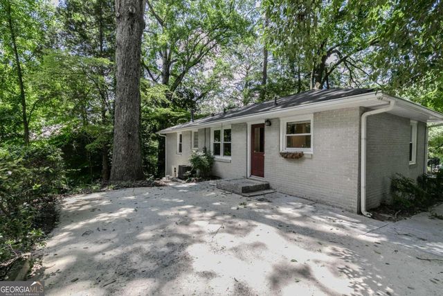 798 Larry Lane, Decatur, GA 30033