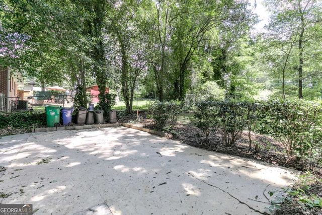 798 Larry Lane, Decatur, GA 30033