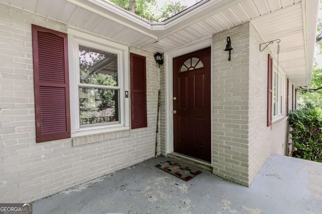 798 Larry Lane, Decatur, GA 30033
