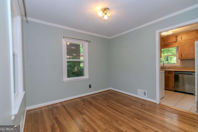 798 Larry Lane, Decatur, GA 30033