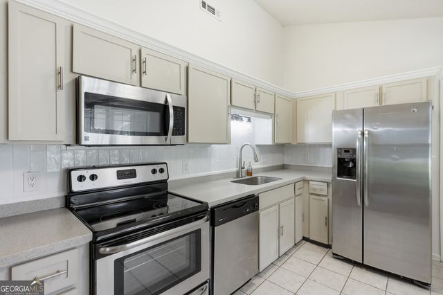 664 Windhaven Drive, Hinesville, GA 31313