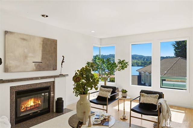 7432 E Mercer Wy, Mercer Island, WA 98040