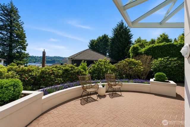 7432 E Mercer Wy, Mercer Island, WA 98040