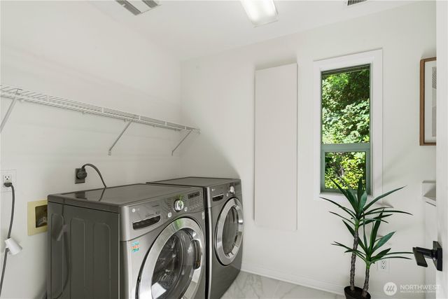 7432 E Mercer Wy, Mercer Island, WA 98040