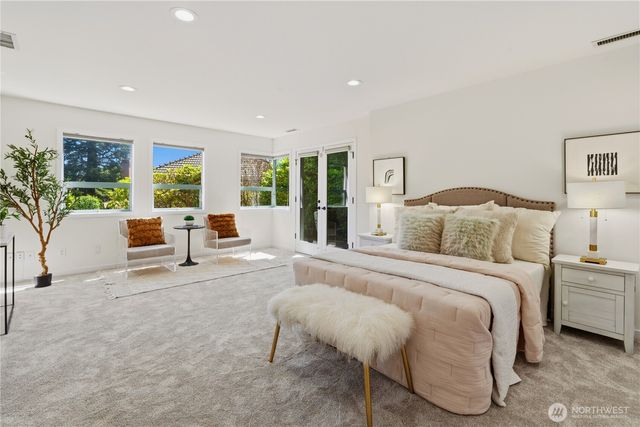 7432 E Mercer Wy, Mercer Island, WA 98040