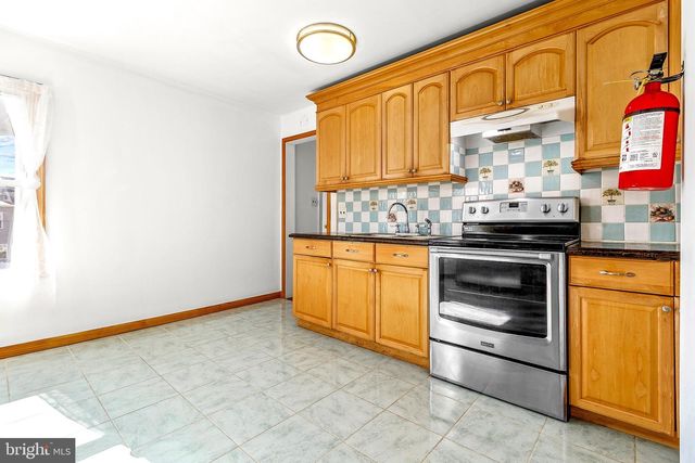 117 S PAVILION AVE, Riverside, NJ 08075