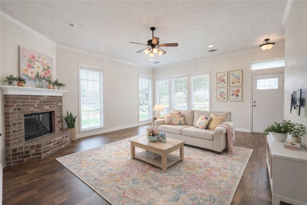 1027 Emerald Dove Avenue, College Station, TX 77845 — photo 2