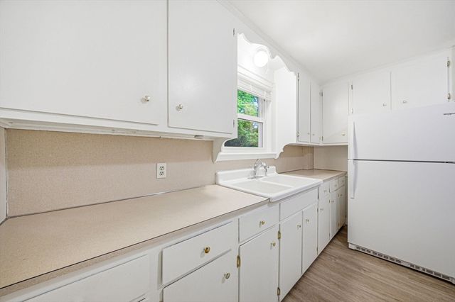 33 Harvard St 2, Arlington, MA 02476