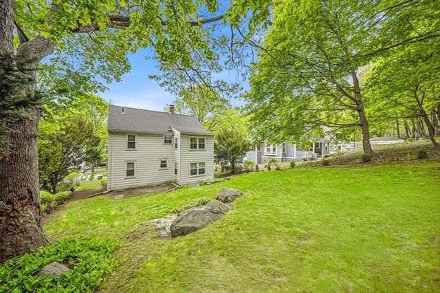33 Harvard St 2, Arlington, MA 02476