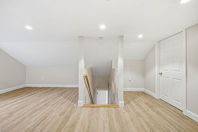 33 Harvard St 2, Arlington, MA 02476