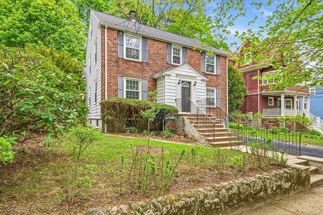 33 Harvard St 2, Arlington, MA 02476