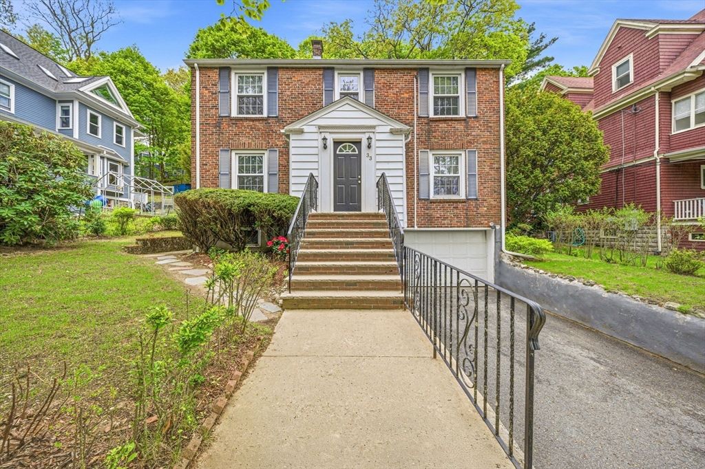 33 Harvard St 2, Arlington, MA 02476