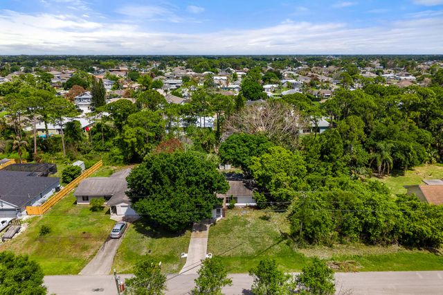 3017 SW Collings Drive, Port St. Lucie, Port St Lucie, FL 34953