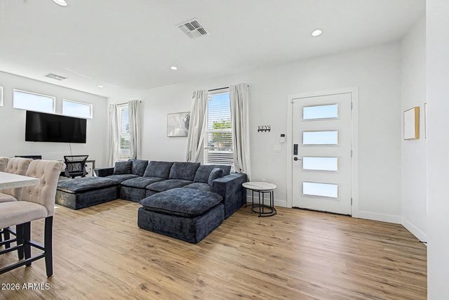 3753 E POLK Street, Phoenix, AZ 85008