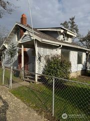 871 S 45th Street, Tacoma, WA 98418