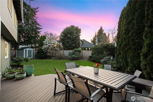 12923 86th Avenue NE, Kirkland, WA 98034