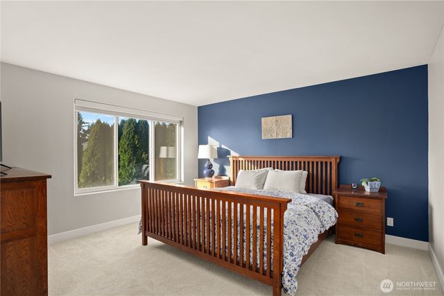 12923 86th Avenue NE, Kirkland, WA 98034